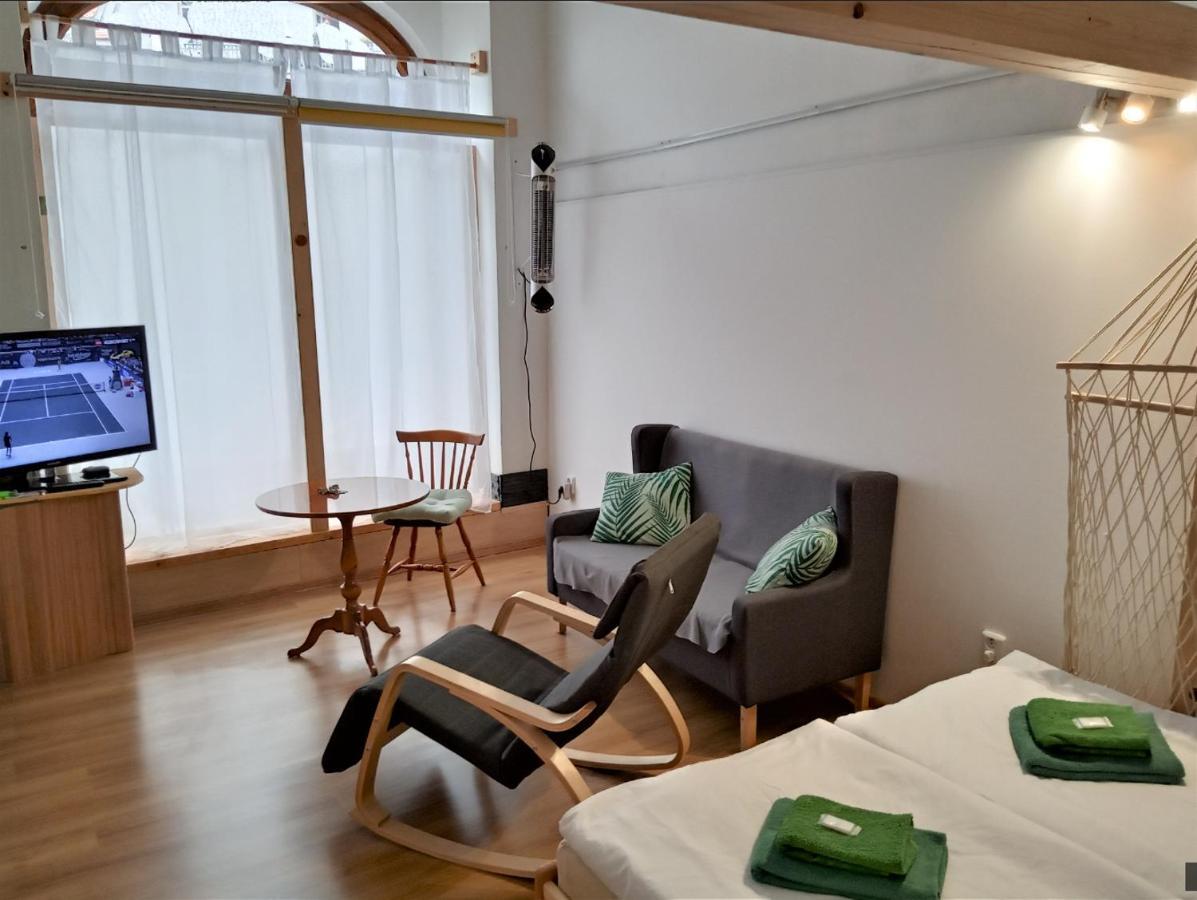 Apartment Pod Hradem Loket Eksteriør billede